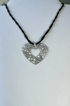 Cargar imagen en el visor de la galería, Bubbles Heart