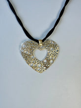 Cargar imagen en el visor de la galería, Bubbles Heart