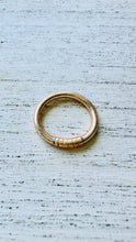 Cargar imagen en el visor de la galería, Lumini Ring