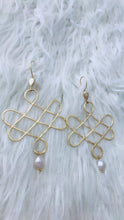 Cargar imagen en el visor de la galería, Infinity Pearls
