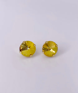 Studs Tova