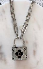 Cargar imagen en el visor de la galería, Love Padlocks ✨