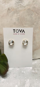 Studs Tova