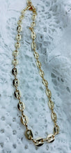 Cargar imagen en el visor de la galería, GG Necklace