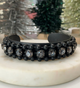 Georgianna and Kelly Cuff Tova