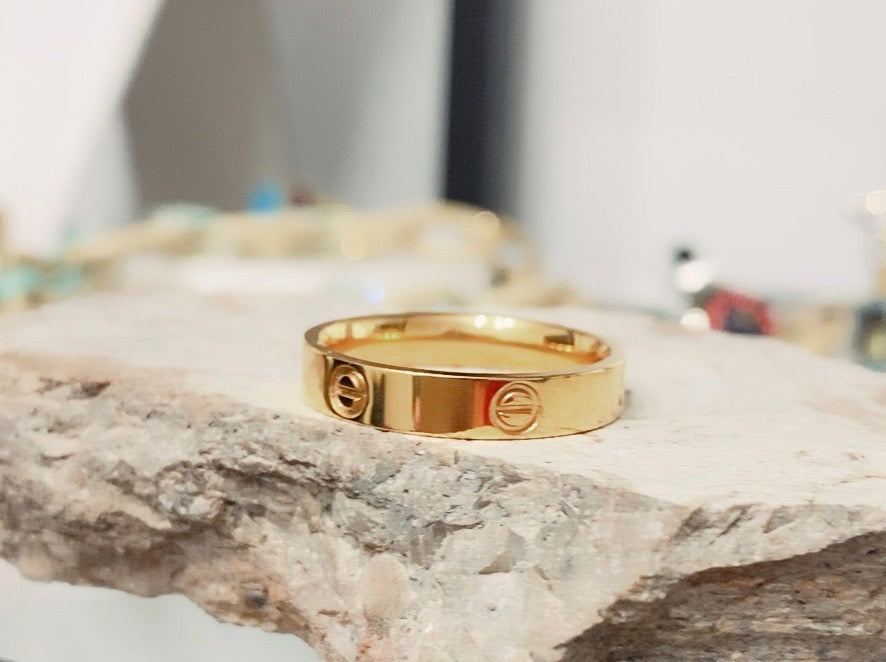 C Love (Ring)