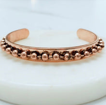 Cargar imagen en el visor de la galería, Georgianna and Kelly Cuff Tova