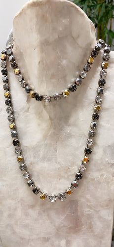 Vanessa Antique Tova