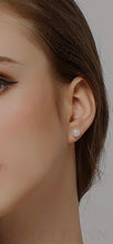 Cargar imagen en el visor de la galería, Studs