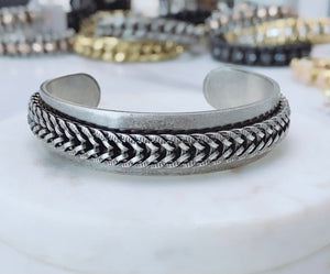 Georgianna and Kelly Cuff Tova
