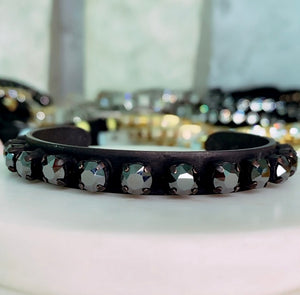 Georgianna and Kelly Cuff Tova