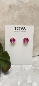 Studs Tova