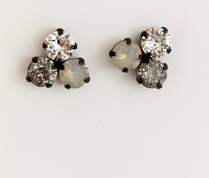 Studs Tova