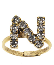 Cargar imagen en el visor de la galería, Letters Ring Tova