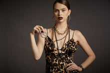 Cargar imagen en el visor de la galería, Radmilla Necklace Tova