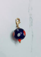 Cargar imagen en el visor de la galería, Charms